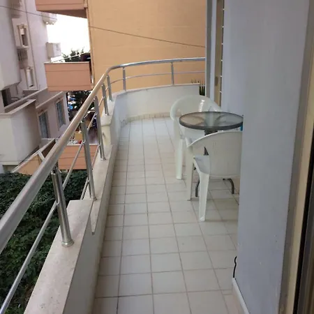 One Bedroom In Next To The Sea Appartamento *