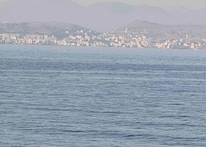 One Bedroom In Next To The Sea 아파트 Sarandë